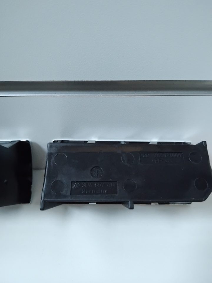 Genuine Receiver Ash Tray Storage Bin Volkswagen Phaeton GP0 / GP1 2002-2007 Used