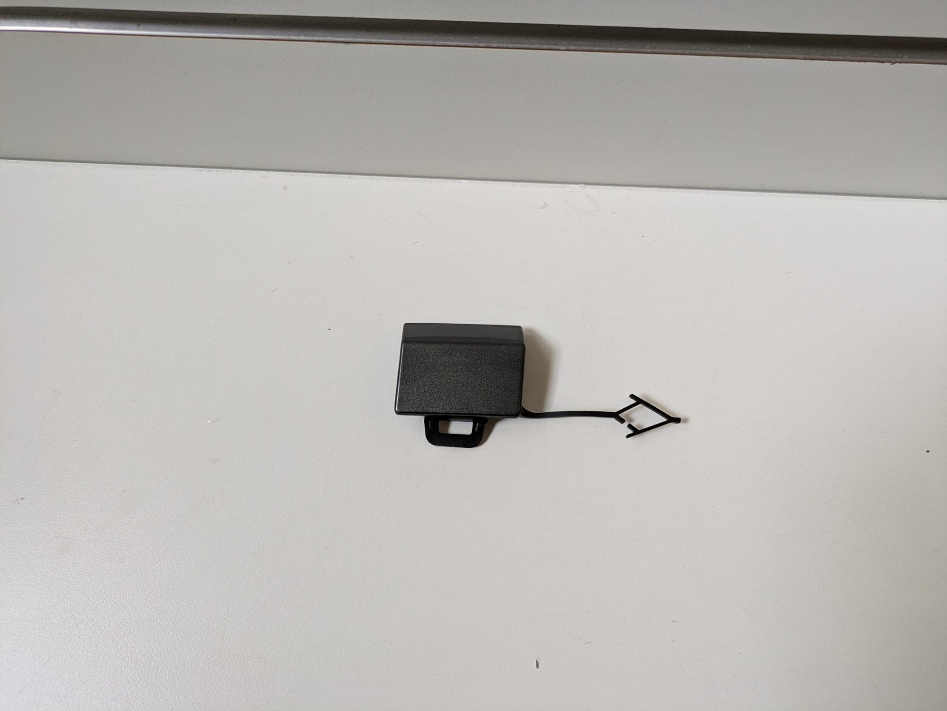 Genuine Rear LH Tow Hook Cover Volkswagen Touareg R Line CR 2018-2023 Used