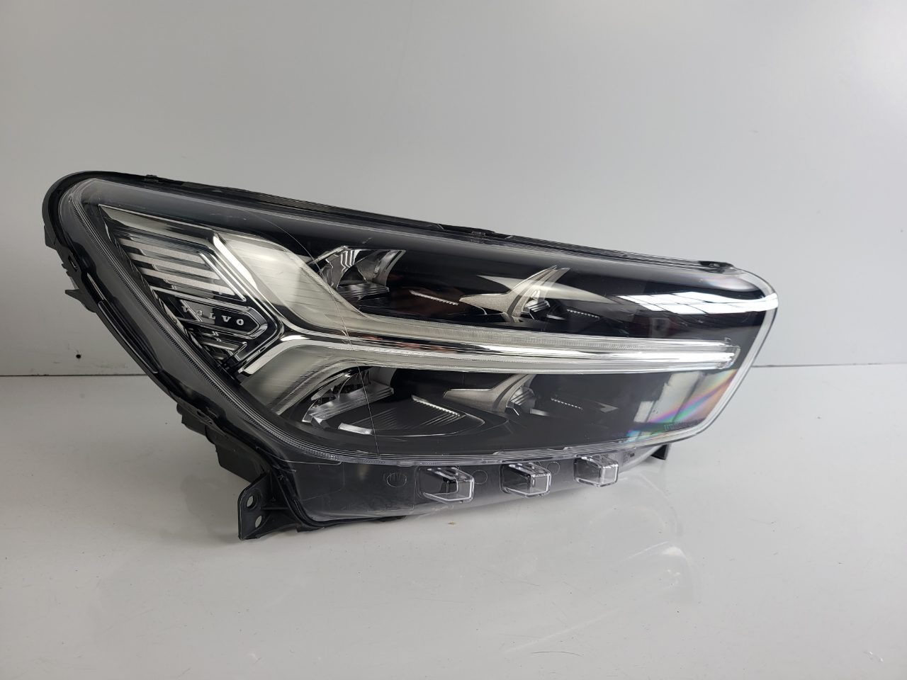 Genuine RH Headlight Volvo XC40 536 2018 - 2022 Used